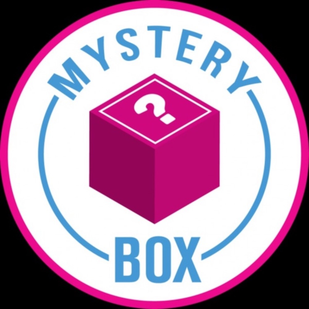 - ✨BROWN SWEATER MYSTERY BOX 📦✨NEW - Picture 4 of 4